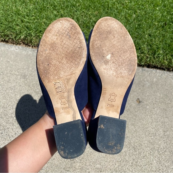 EUC Tory Burch Peep Mule Sandals Navy Blue Suede Size 7.5 - Picture 7 of 13